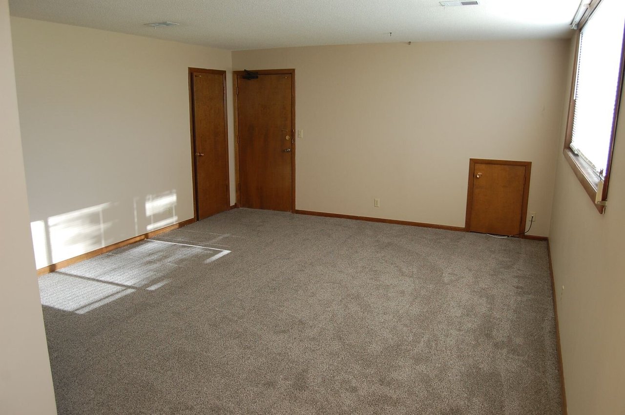 401 N 57th St - 401 N 57th St #1 Lincoln, NE 68505