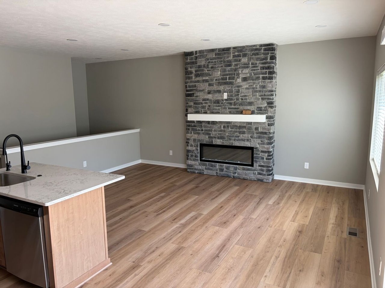 14805 Willow Street Bennington, NE 68007