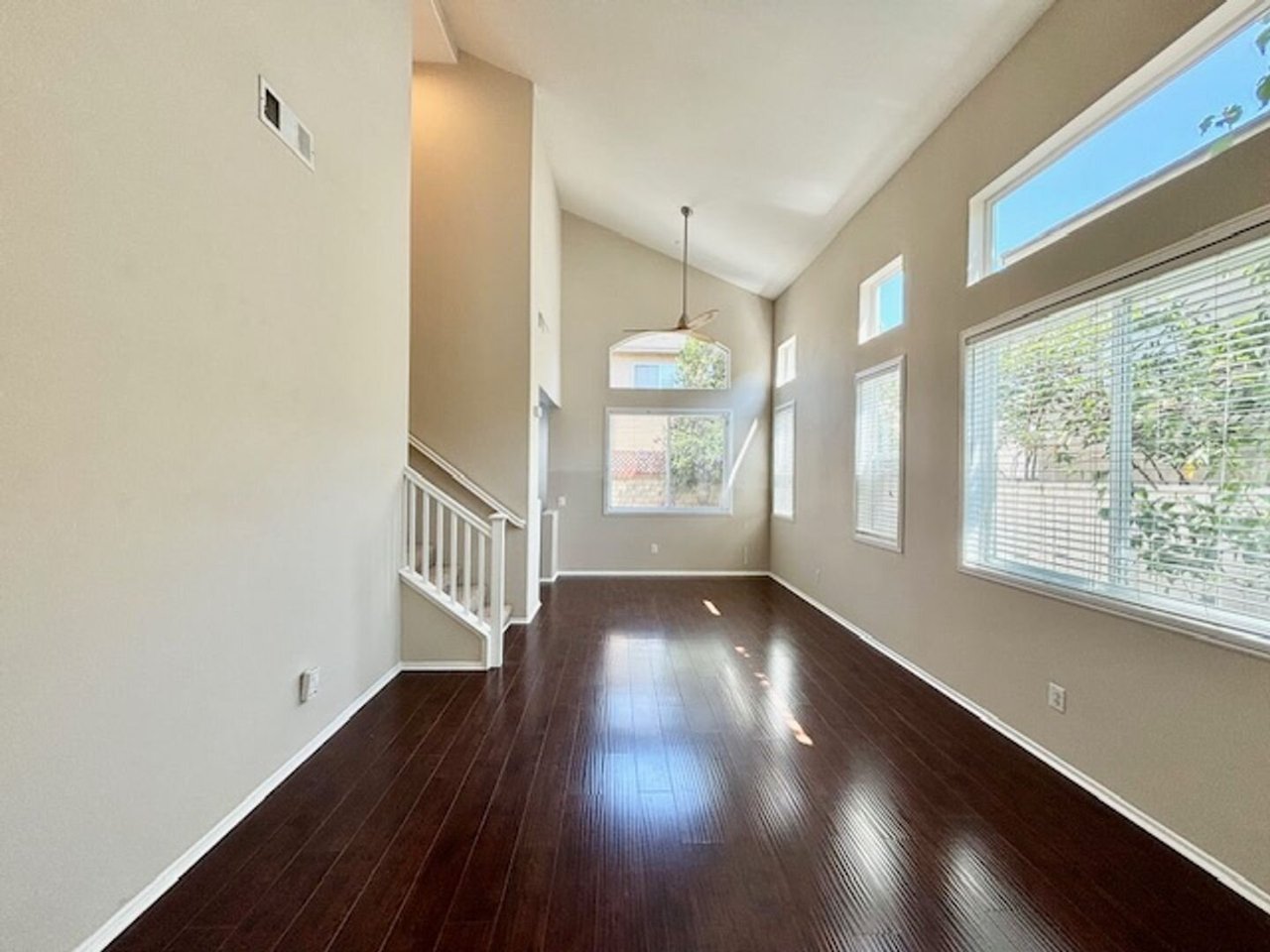 1105 Corte Las Holas Oxnard, CA 93030