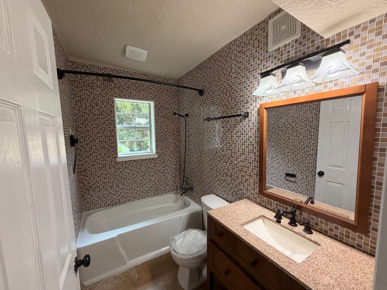 4815 Headley Terrace Jacksonville, FL 32205