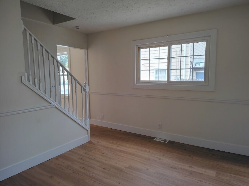265 Plymouth Rd. Eastlake, OH 44095