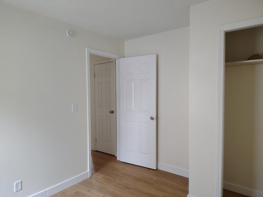 265 Plymouth Rd, Eastlake, OH, 44095, US photo 7