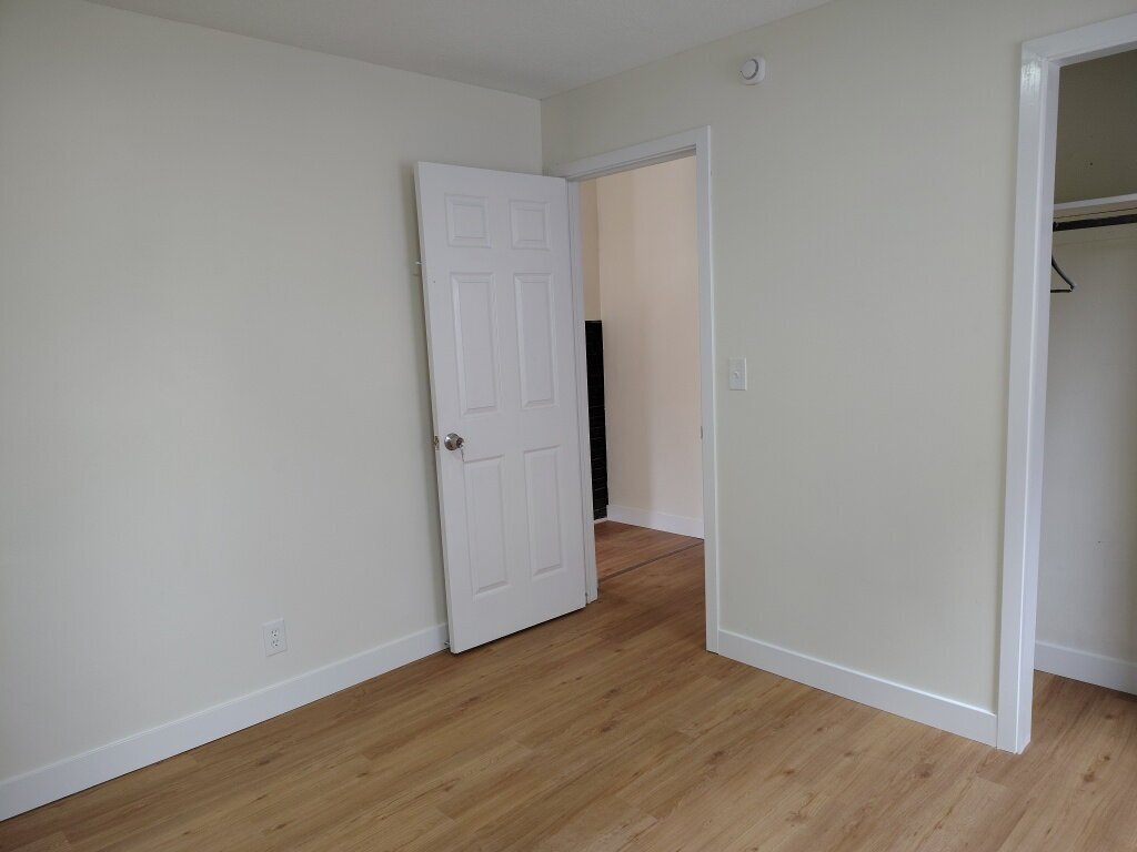 265 Plymouth Rd, Eastlake, OH, 44095, US photo 10