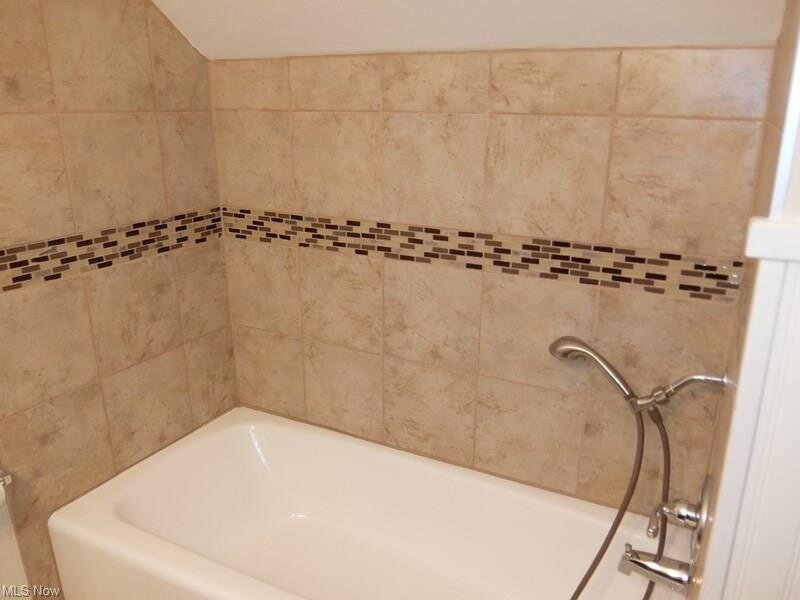 2332 North Taylor Road, Cleveland Heights, OH, 44112, US photo 6