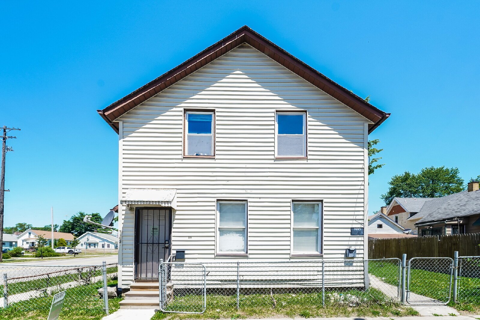 3460 Erin Ave, Cleveland, OH, 44113, US