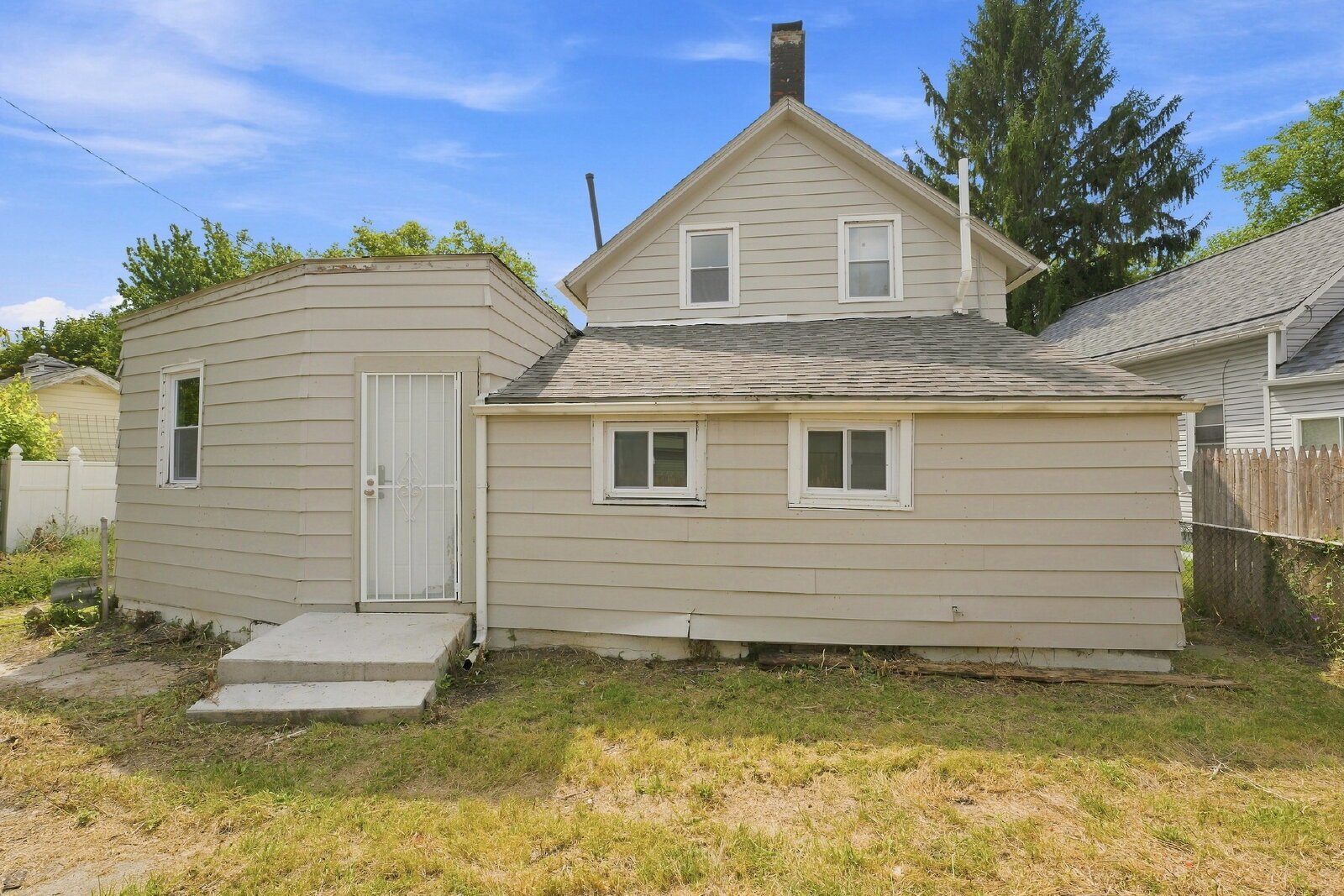 4212 Apple Ave, Cleveland, OH, 44113, US photo 14