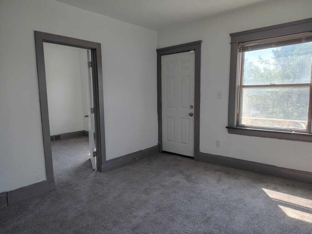 13509 Svec Ave, Cleveland, OH, 44120, US photo 4