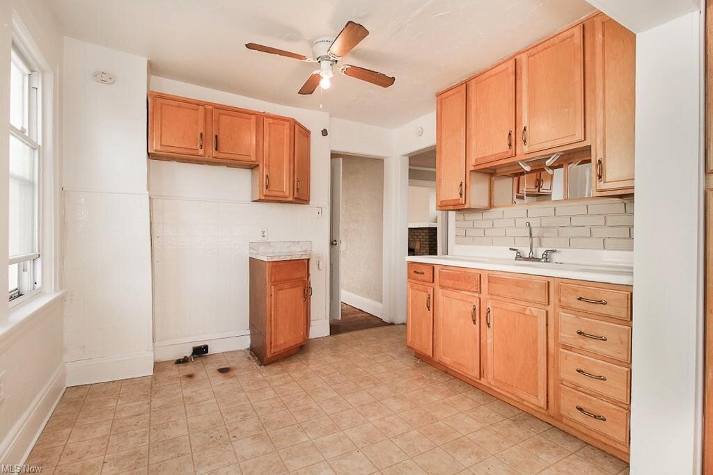 4730 Blythin Rd, Garfield Heights