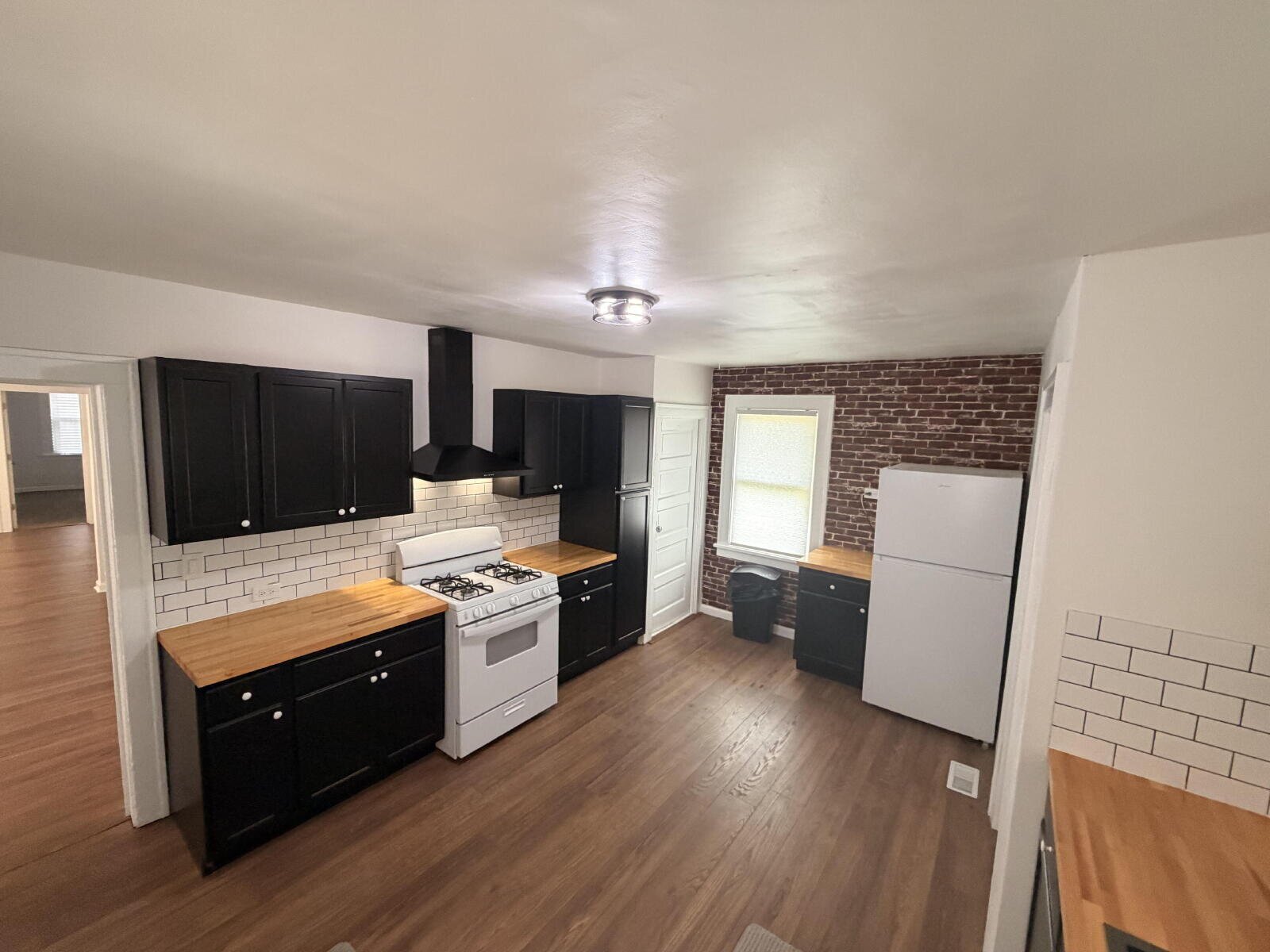 3142 W 33 St, Cleveland, OH, 44109, US photo 4