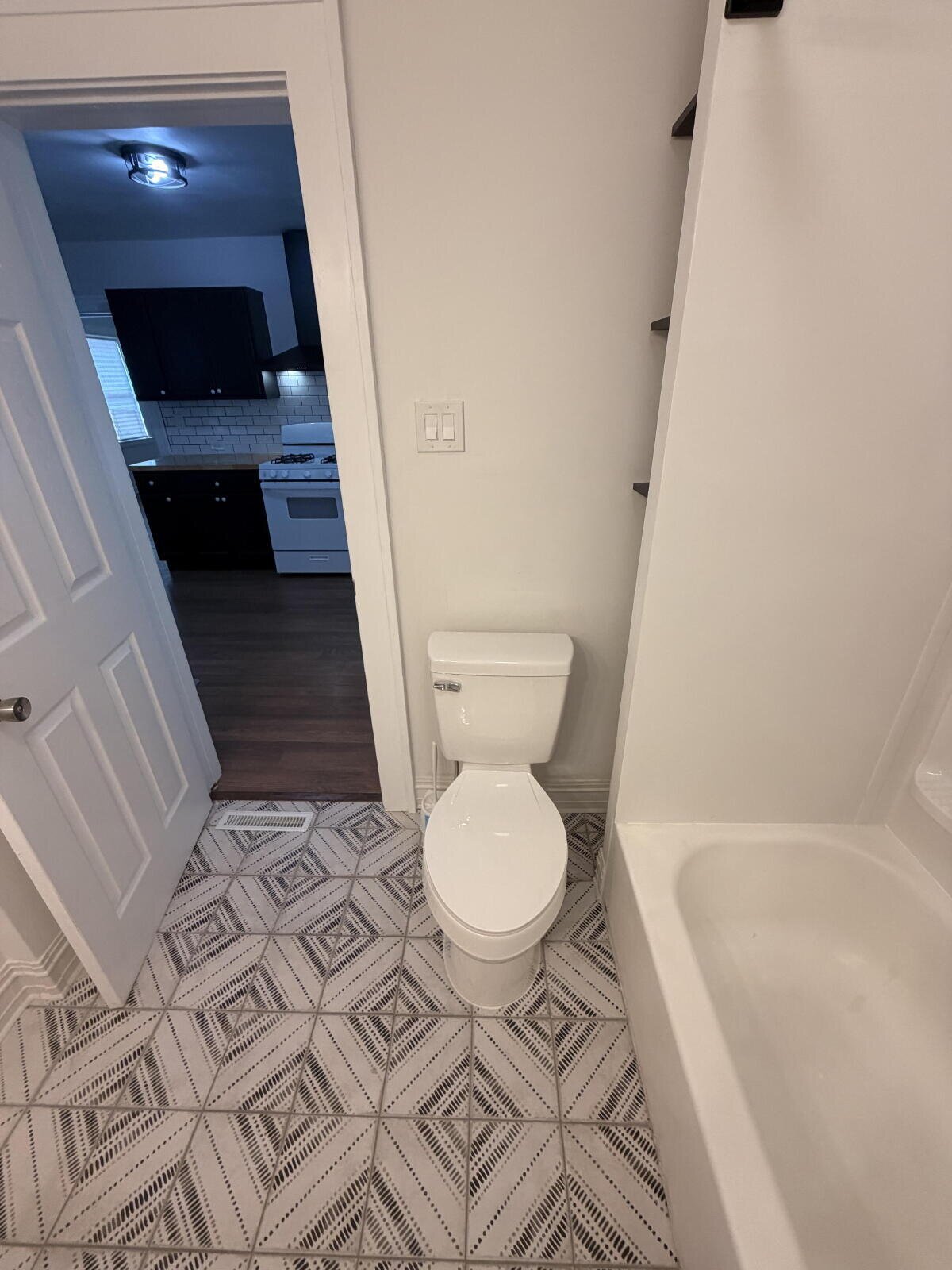 3142 W 33 St, Cleveland, OH, 44109, US photo 14