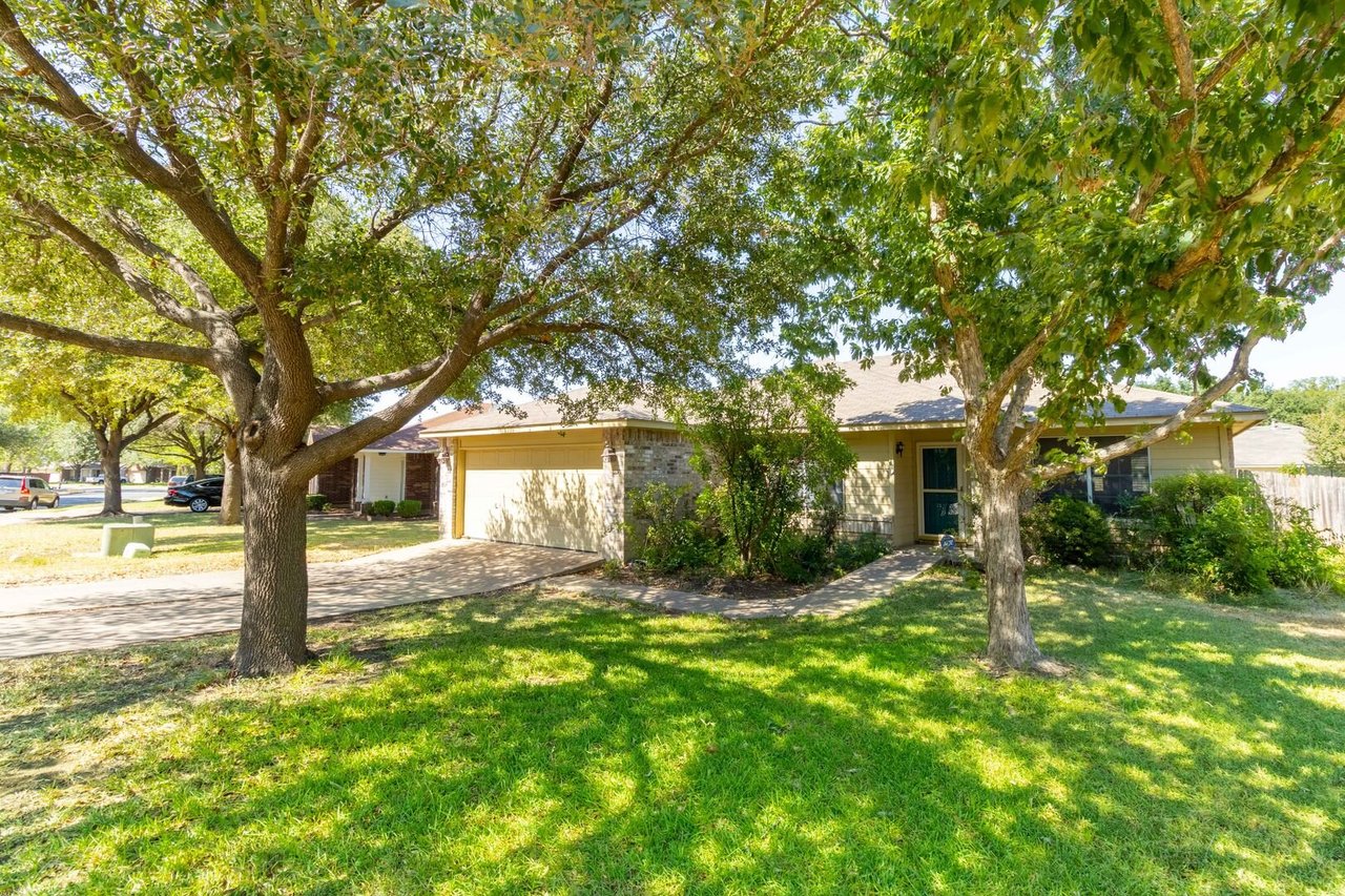 2557 Vernell Way Round Rock, TX 78664