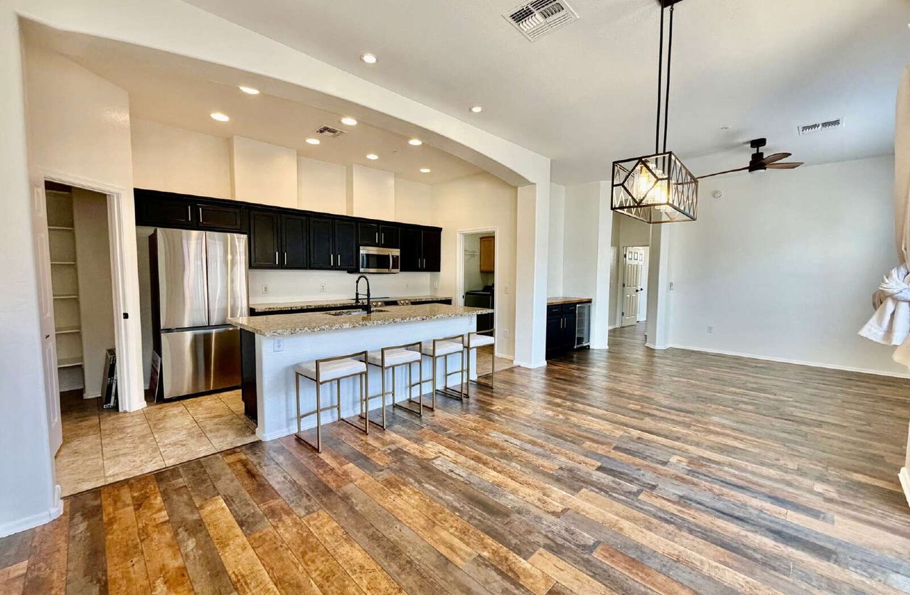 42424 N Gavilan Peak Pkwy 31206, Anthem, AZ 85086