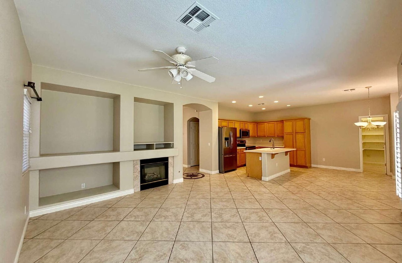 7727 W Via Del Sol, Peoria, AZ 85383