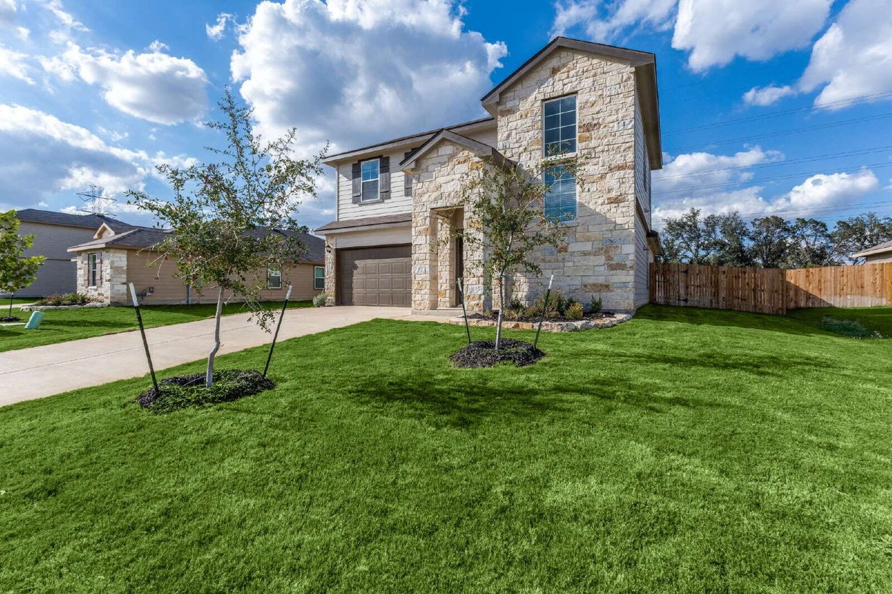 5015 Gully Way