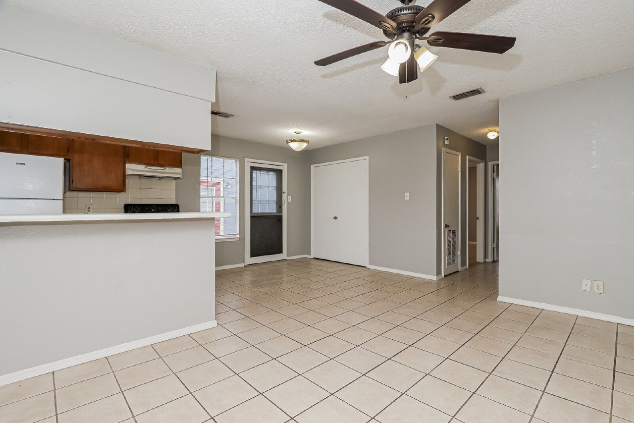 820 West Olmos Drive