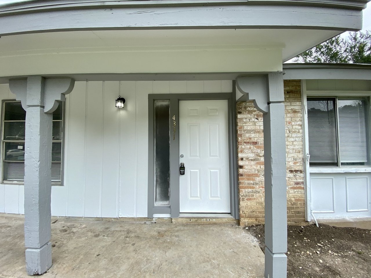 4331 Avenida Prima St