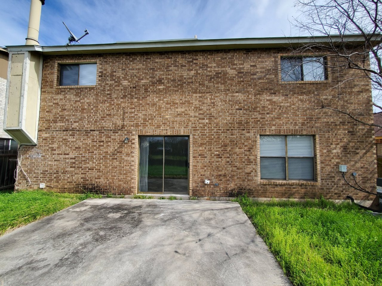 8219 Sunshine Trail