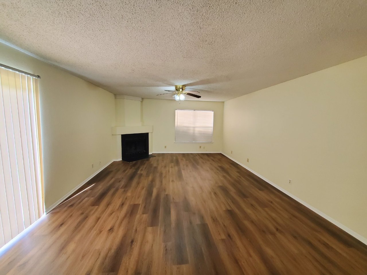 8219 Sunshine Trail
