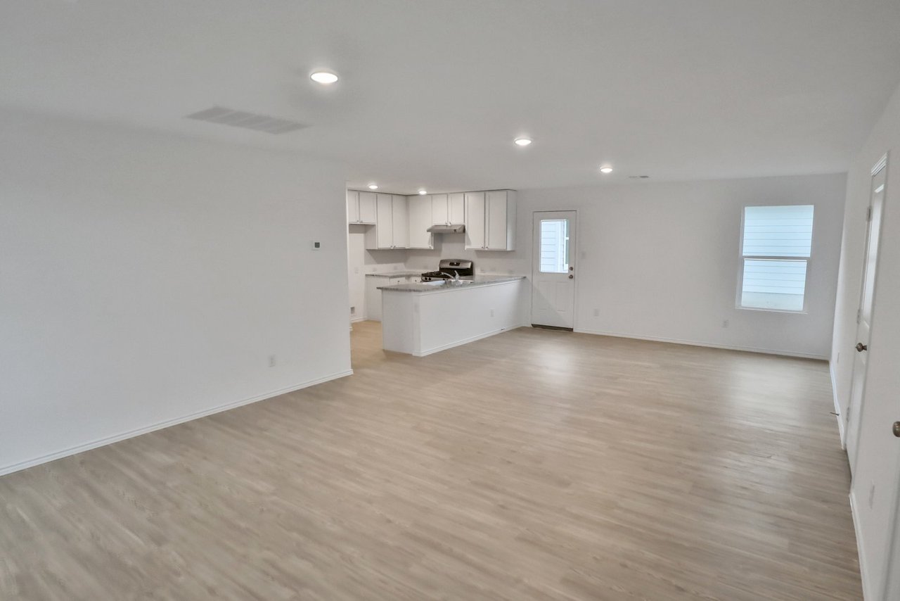 10307 Devon Wheel St