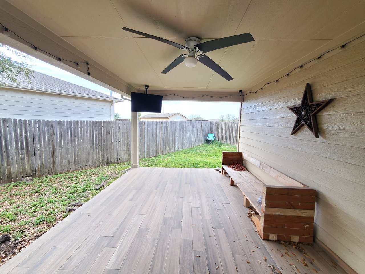 555 Planters Pass