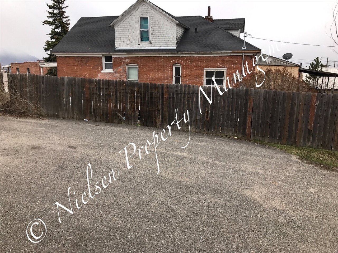 637 S. Montana #B Butte, MT 59701