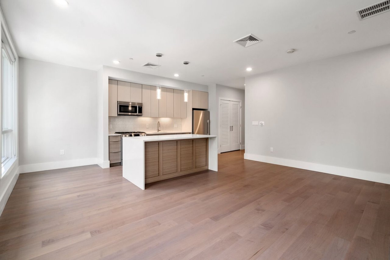 3193 Washington Street 305 Boston, MA 02130