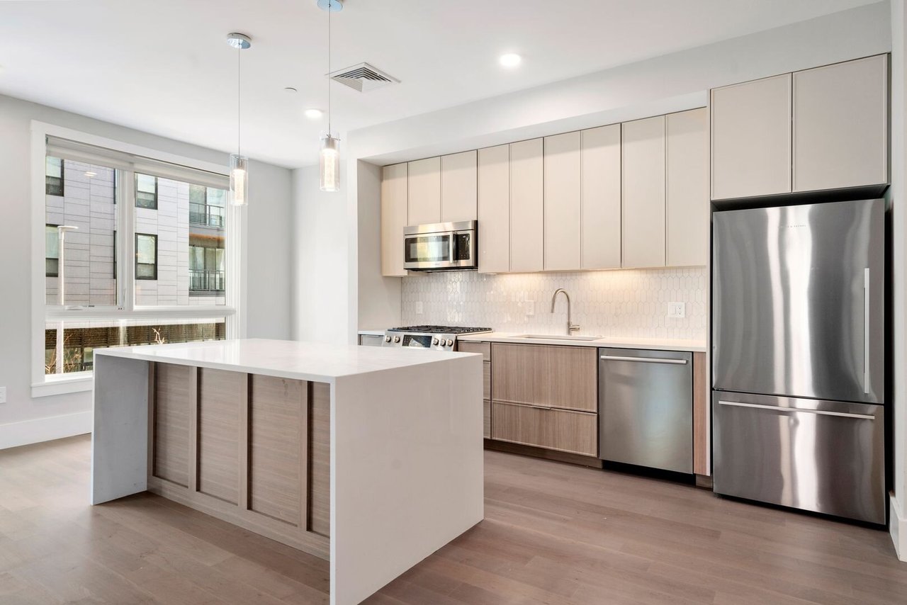 3193 Washington Street 305 Boston, MA 02130