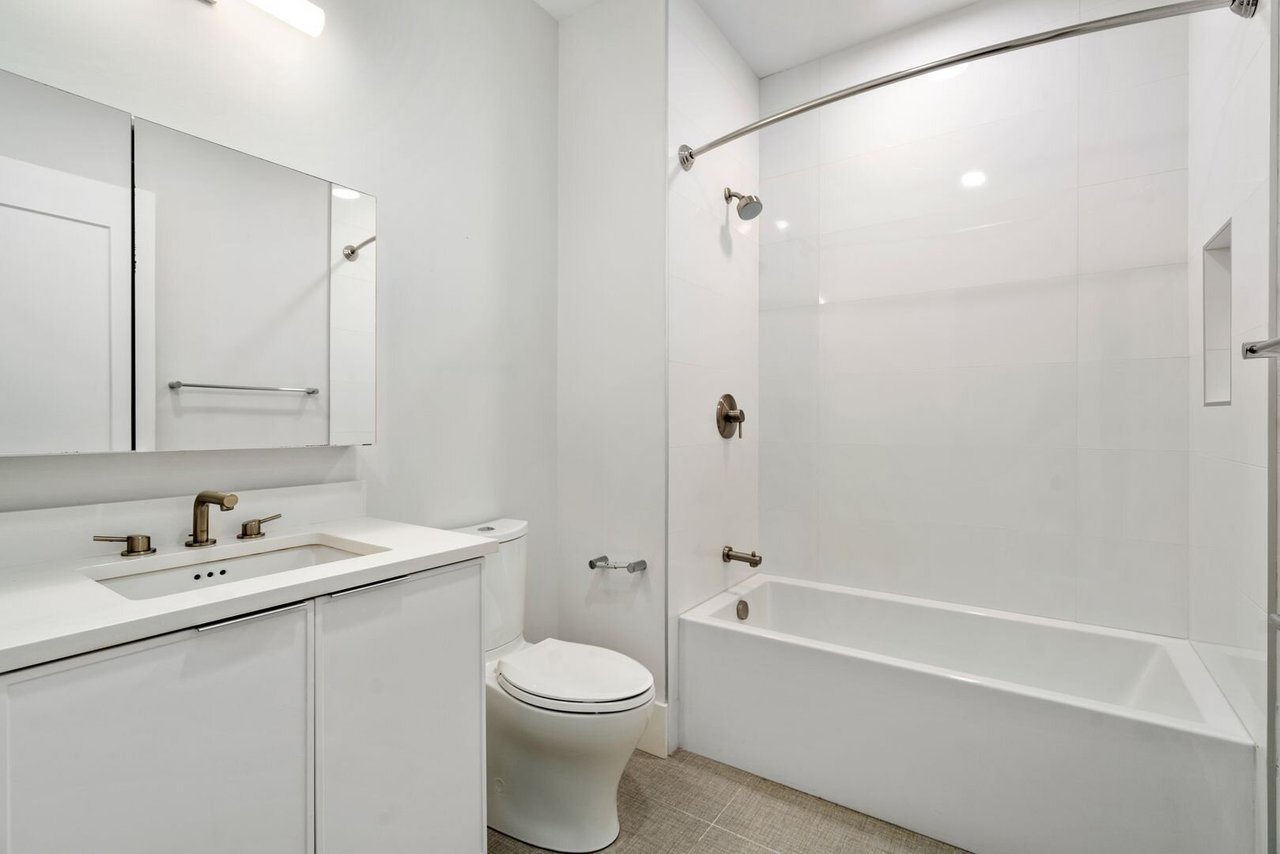 3193 Washington Street 305 Boston, MA 02130
