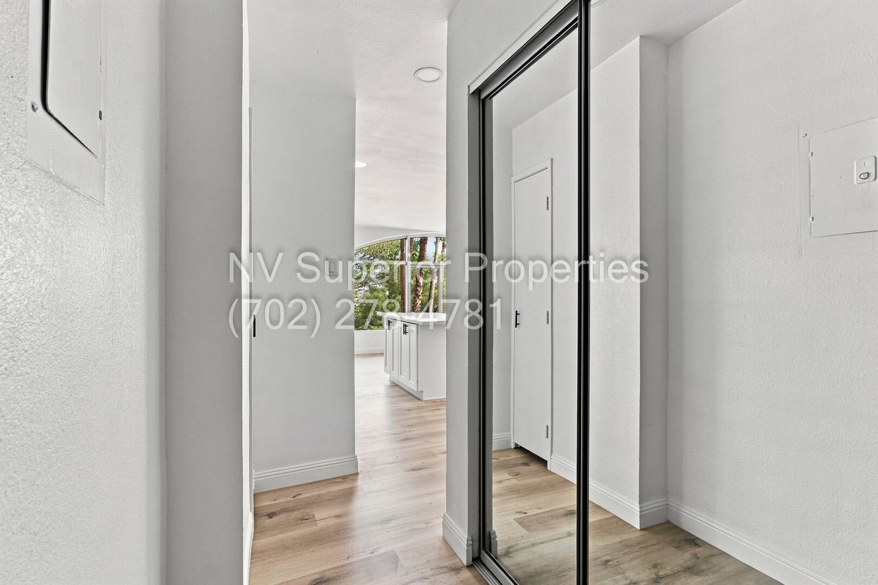 3111 Bel Air Drive #218 Las Vegas, NV 89109