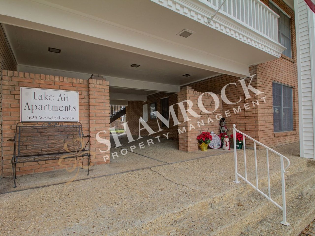 1625 Wooded Acres Dr #407 Waco, TX 76710