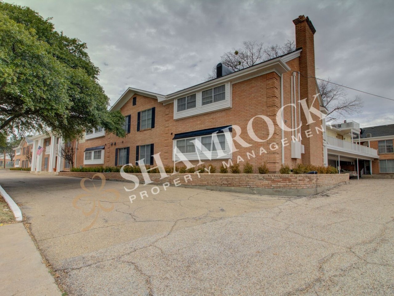 1625 Wooded Acres Dr #407 Waco, TX 76710