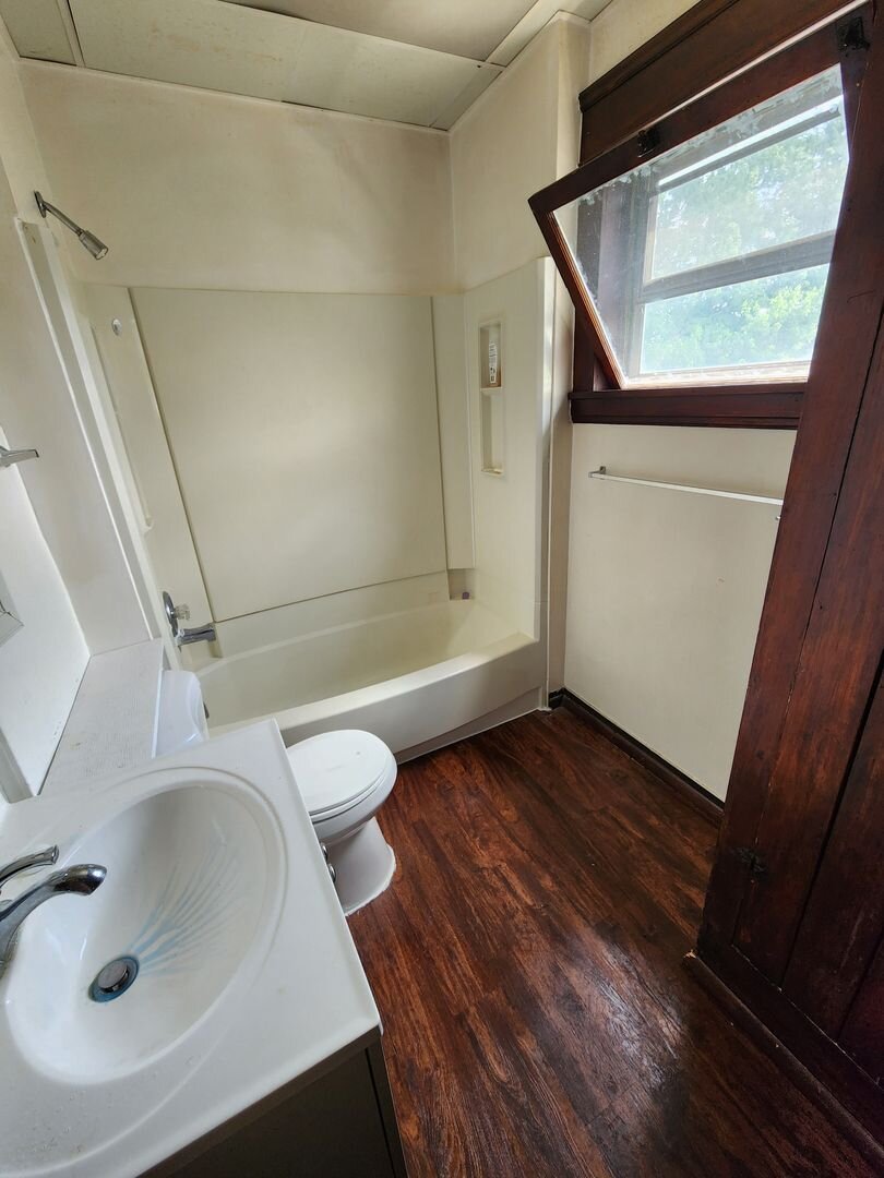 7206 Rathbun Avenue - 2 Cleveland, OH 44105