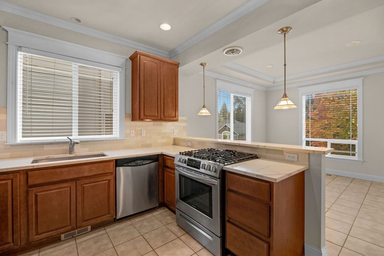 13630 NE 203rd St Woodinville, WA 98072