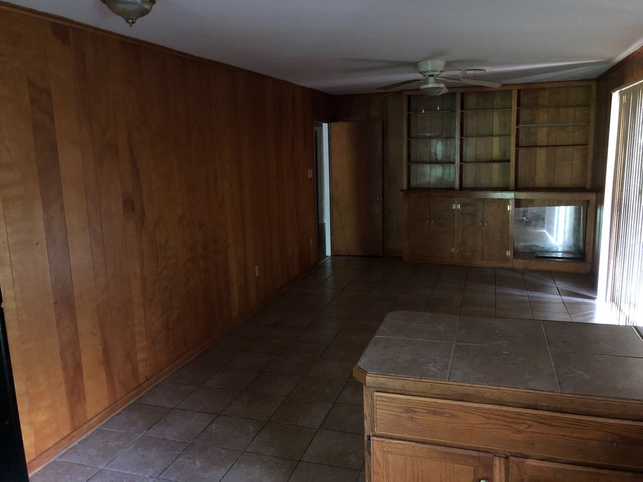 1909 Catalina Dr