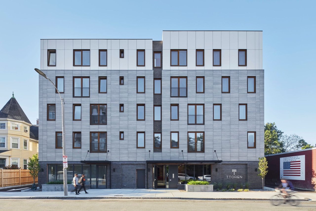 42 North Beacon St 504 Boston, MA 02134