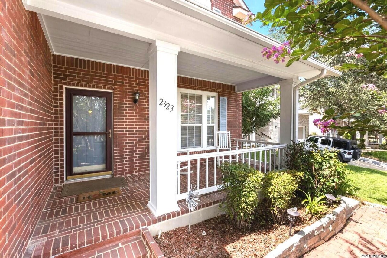 2323 Cardigan Hill San Antonio, TX 78232