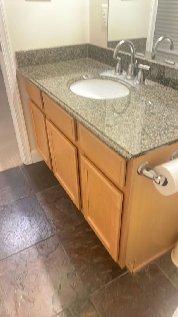 650 N. Lee Highway - Apt. 13 Lexington, VA 24450