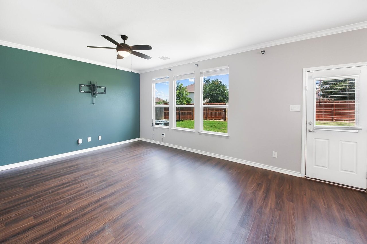 6811 Beltran Pass San Antonio, TX 78252
