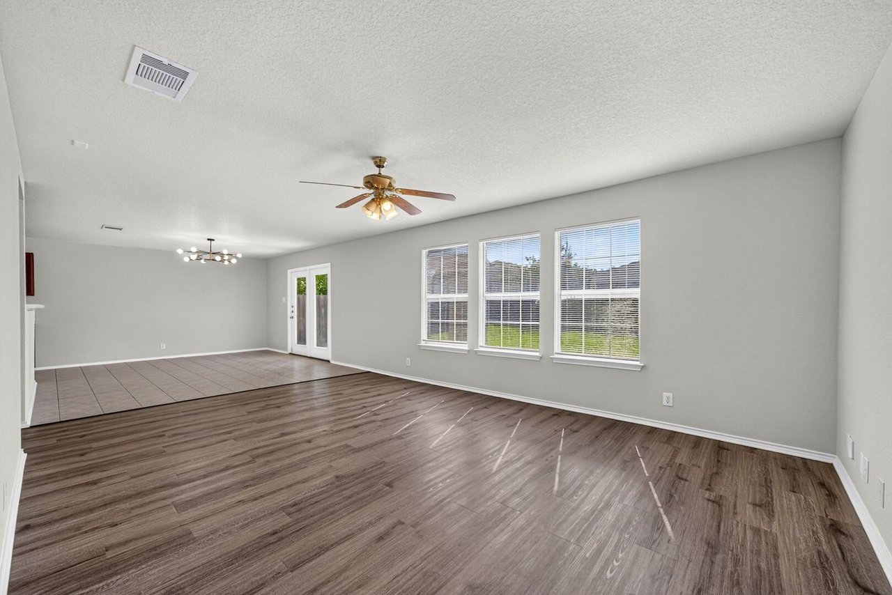 7726 Cavern Hill San Antonio, TX 78254