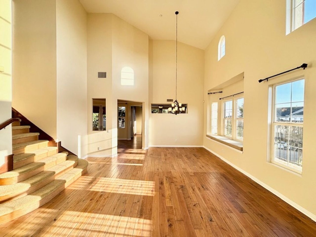 6294 Canary Street Ventura, CA 93003
