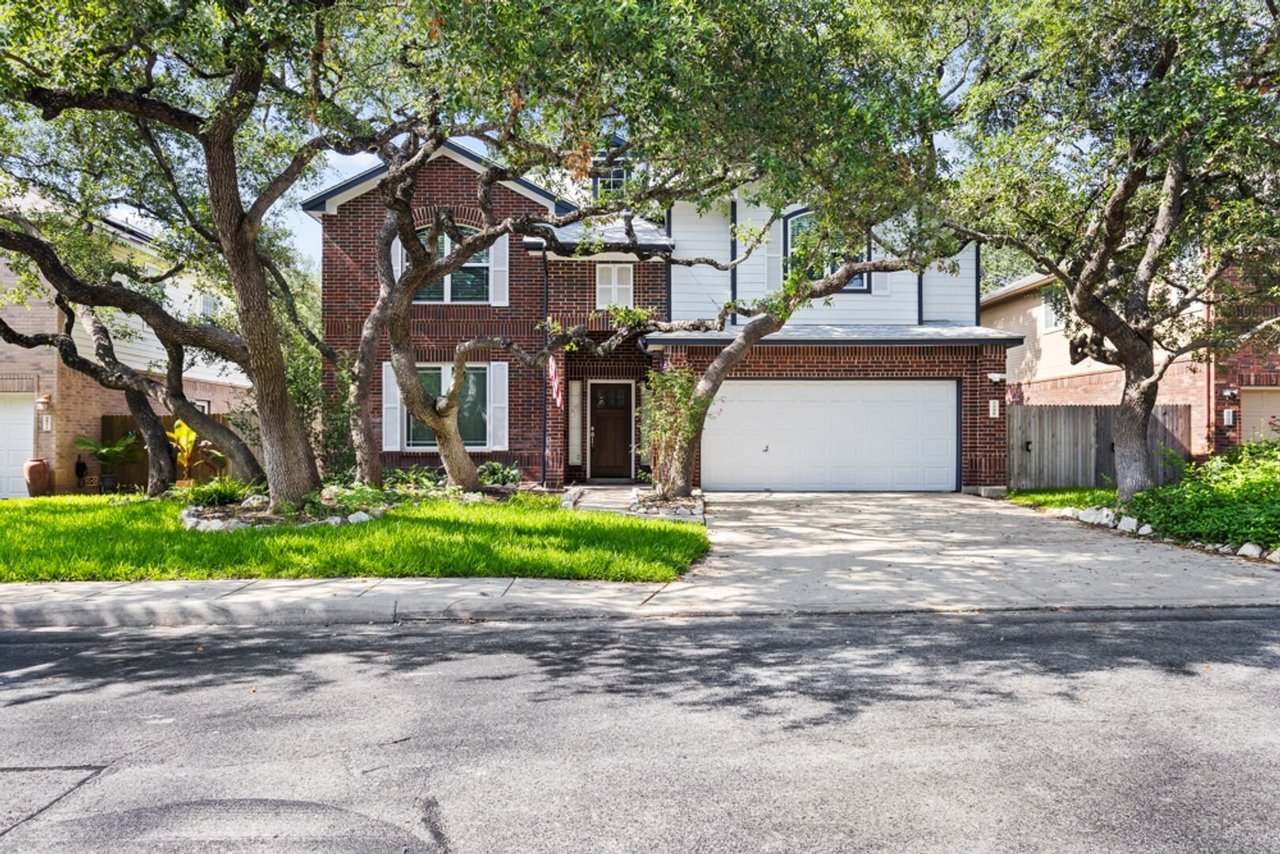 2538 Somerall San Antonio, TX 78248