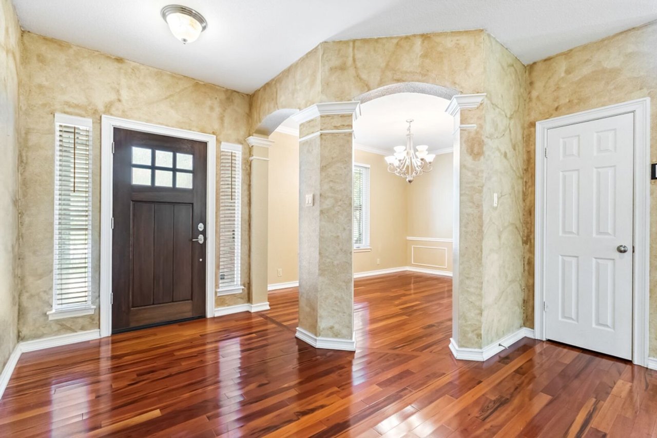 2538 Somerall San Antonio, TX 78248