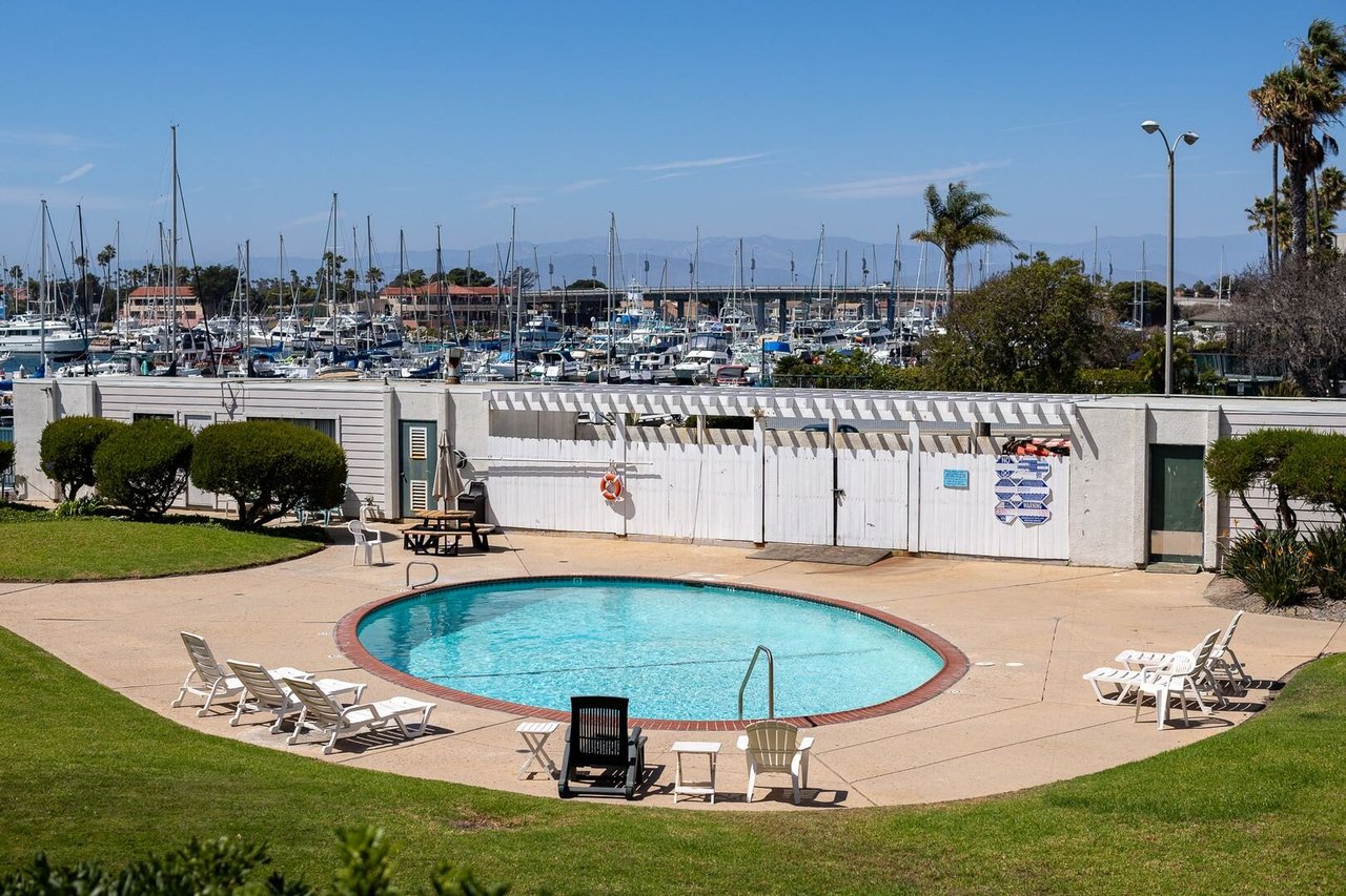 3101 Peninsula Road 108 Oxnard, CA 93035