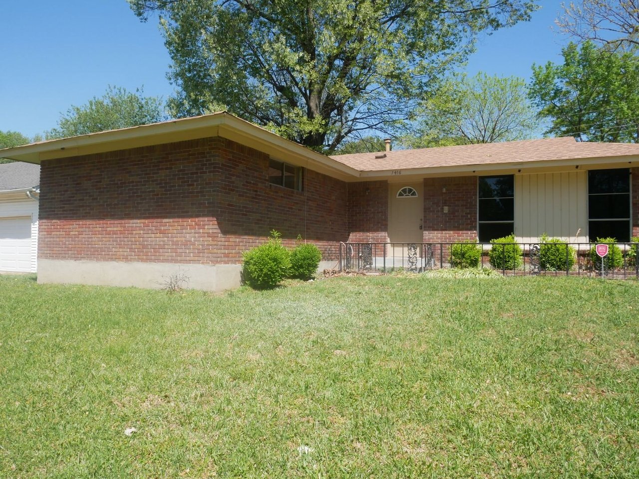 1416 Vicksburg Drive