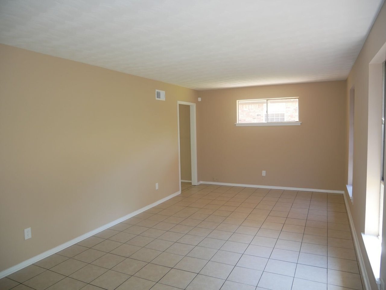 1416 Vicksburg Drive