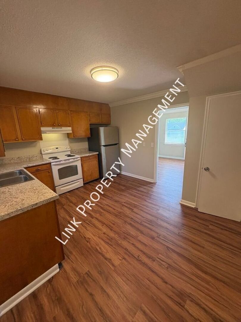 4911B Marylin Lane Chattanooga, TN 37411