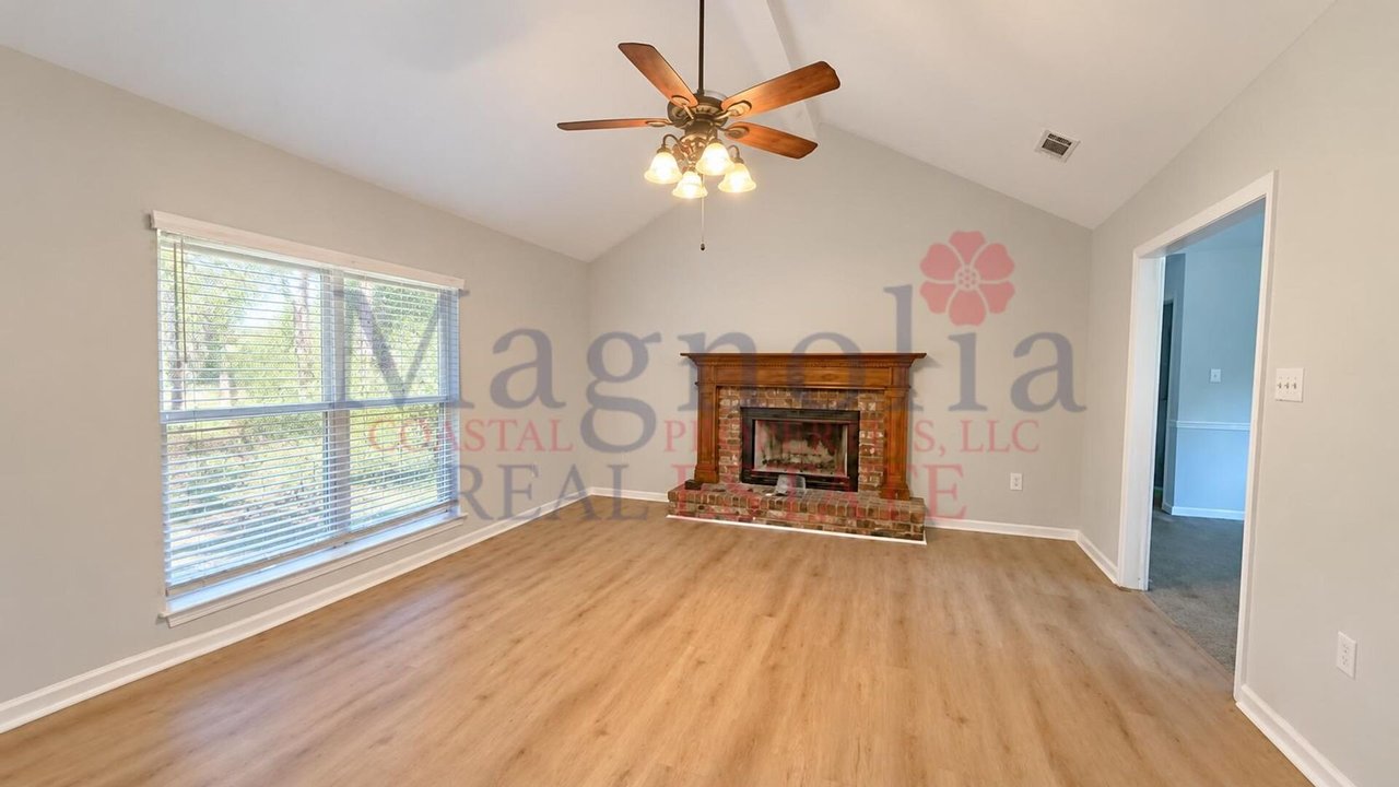 124 Dearborn Drive Richmond Hill, GA 31324