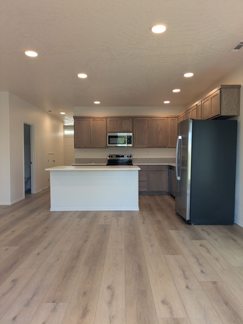 6364 W 36th Pl Kennewick, WA 99338