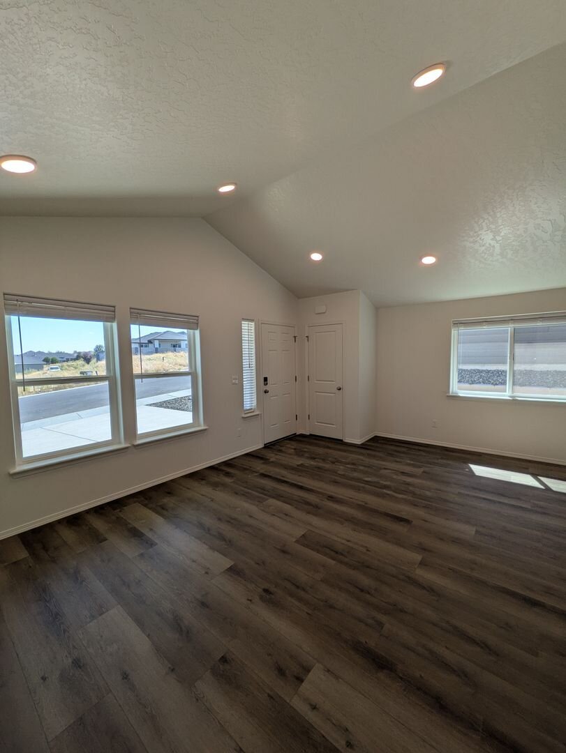 3692 S Penn St Kennewick, WA 99338