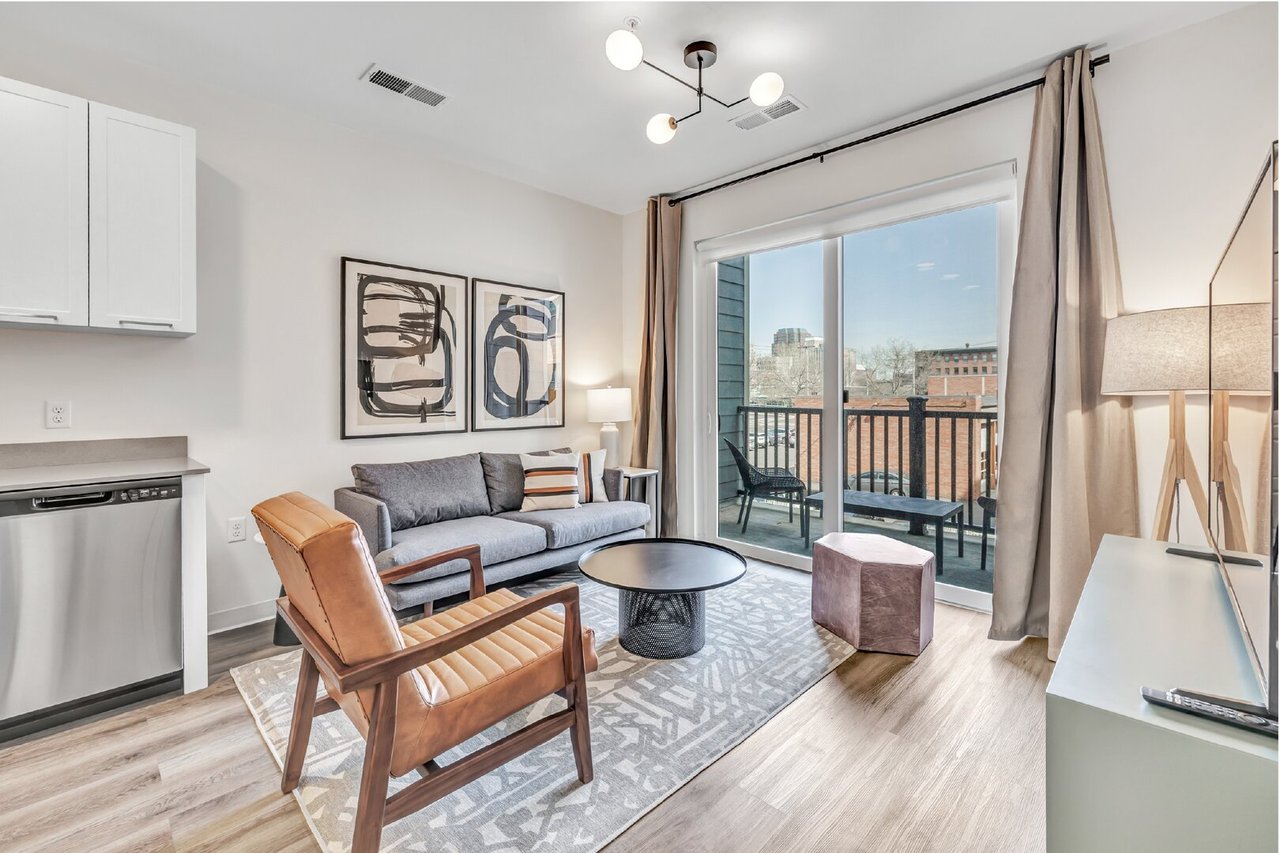  (Campaign: C2 With Den | 3 Bed / 3 Bath + Den | 1,513 Sq. Ft.)